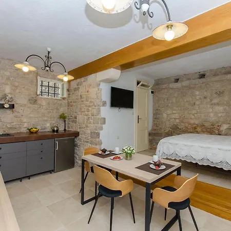 Apartment Pavlimir Stomorska