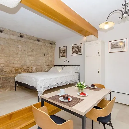 Pavlimir Apartament *